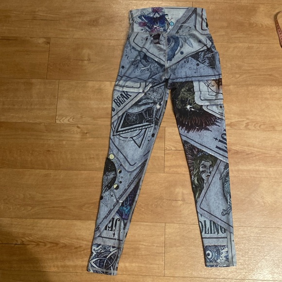 RARE TAROT LEGGINGS NIYAMASOL SIZE SMALL - Picture 5 of 6